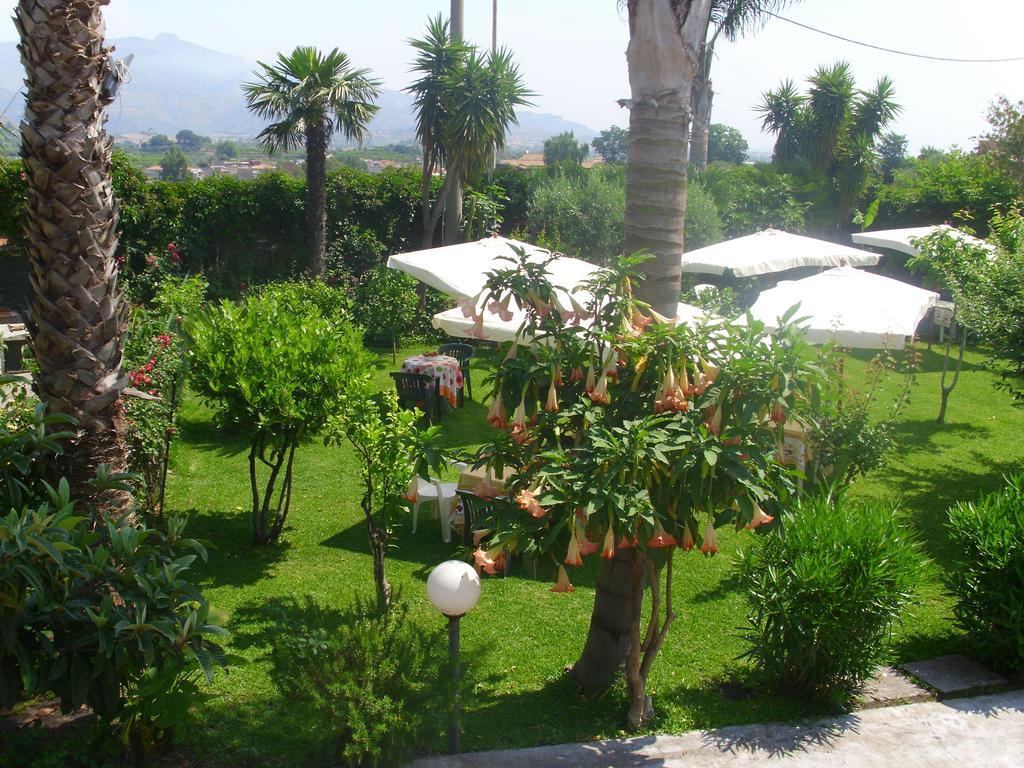 Villa Delle Vacanze Fiumefreddo di Sicilia Exterior foto