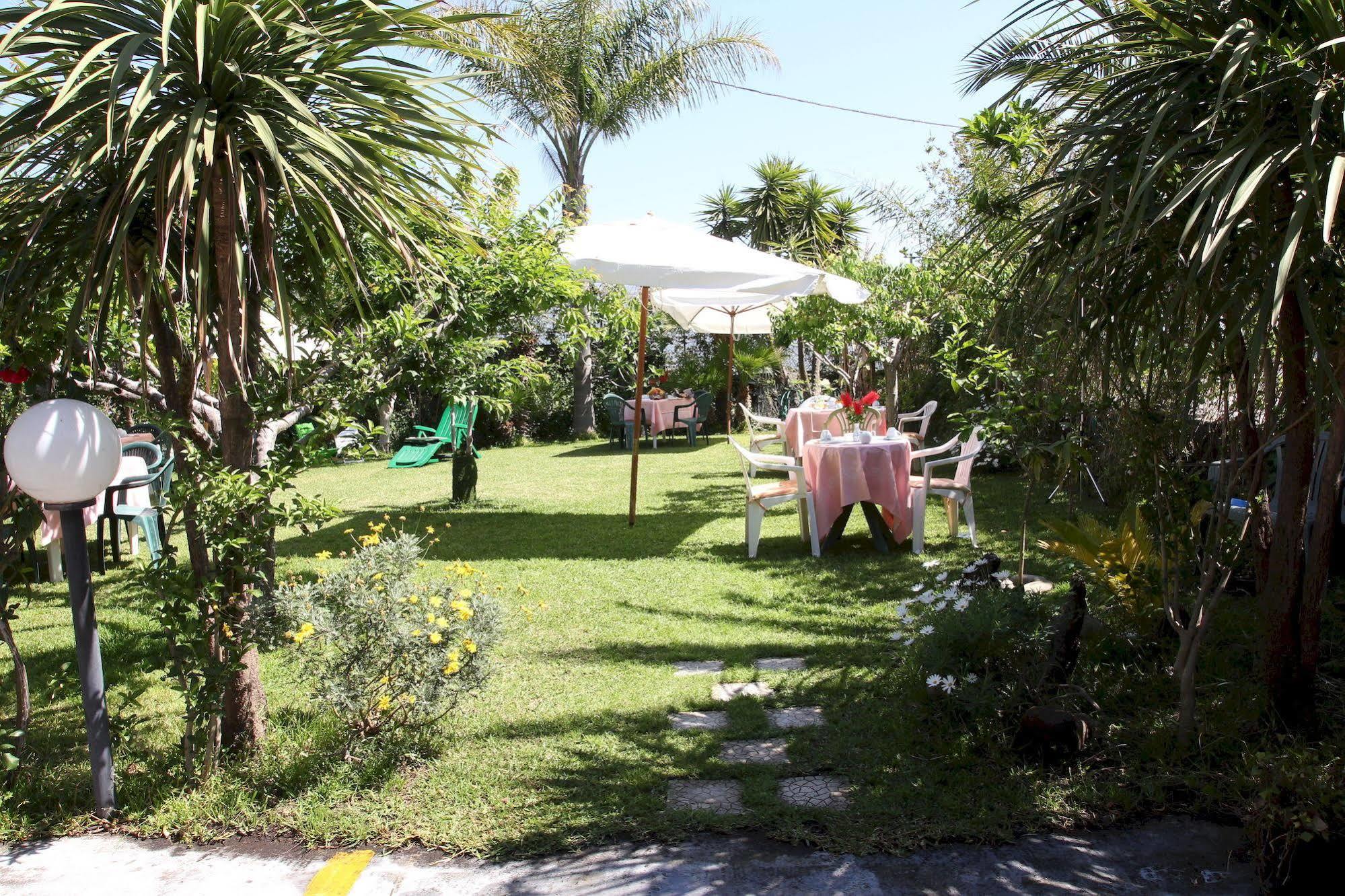 Villa Delle Vacanze Fiumefreddo di Sicilia Exterior foto
